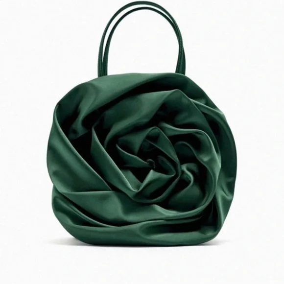 Zara Elegant Green Rose-Shaped Handbag - Picture 1 of 9
